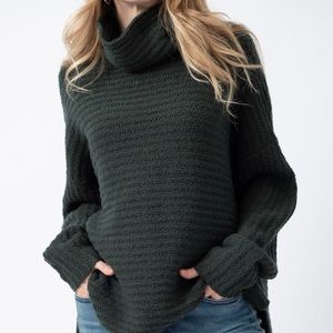 PARRISH Davis Turtleneck Sweater in Hunter Green